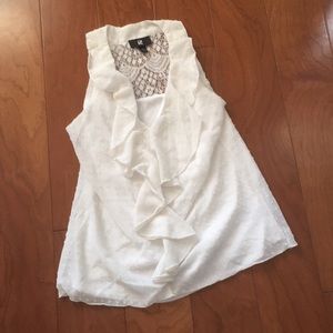 ♦️IZ Byer Top , ruffled neck Sz Juniors M